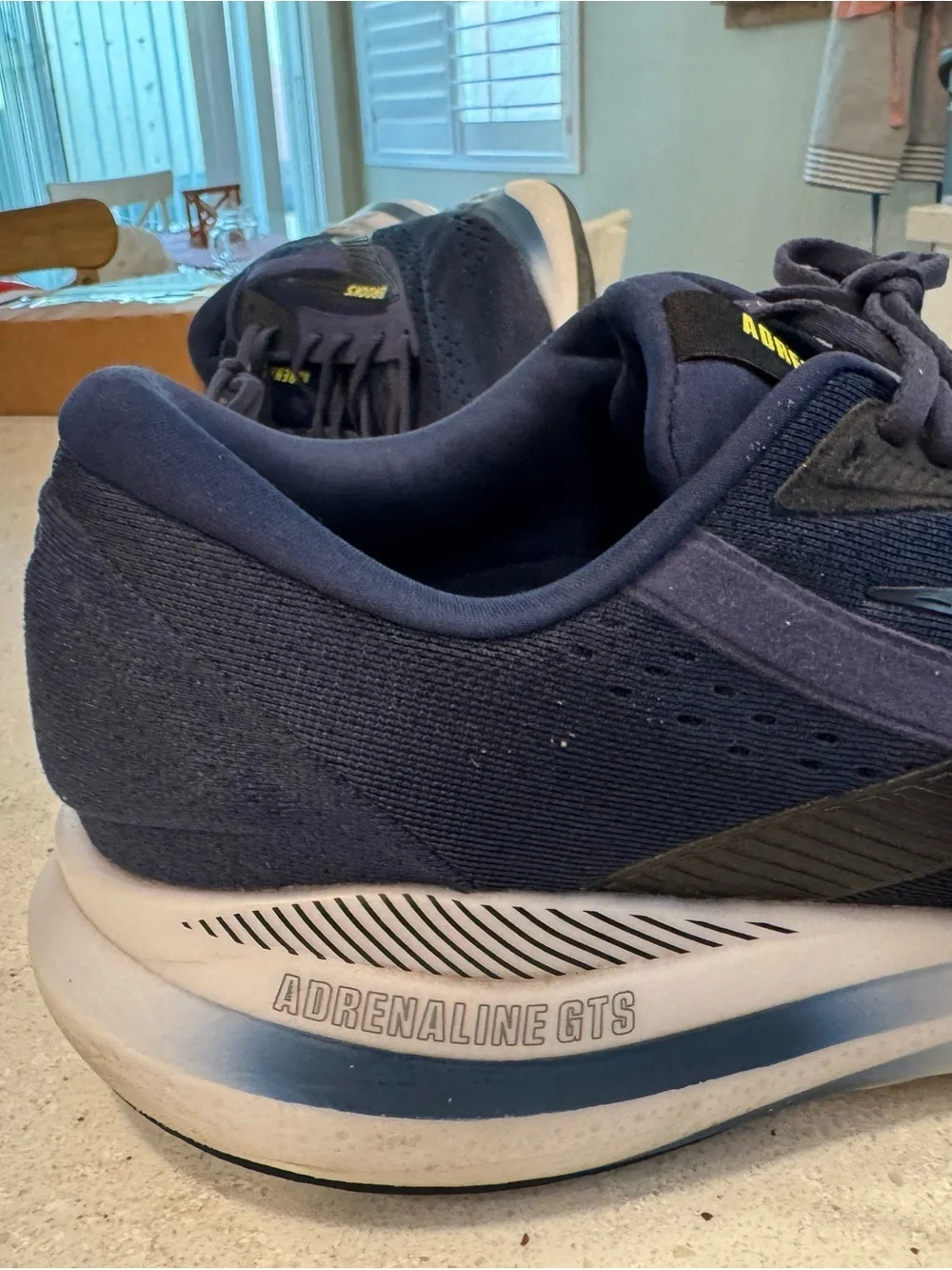 Brooks Adrenaline GTS 24 size 14